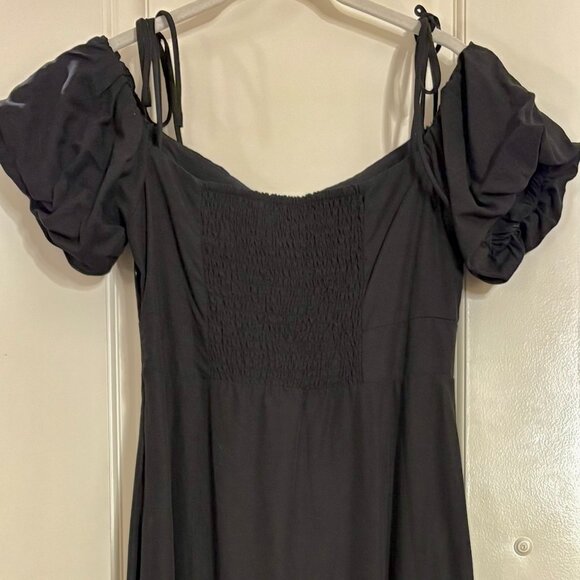 ASTR The Label Black Cap-Sleeve Flare Tea-length Dress - Picture 4 of 5